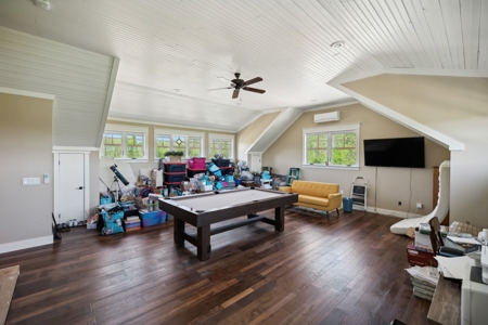 142-Acre Centerville Farm with 3-Bed Home & Views - image 29