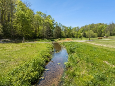 Expansive 142-Acre Property with Unlimited Potential - image 18