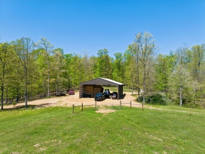 Expansive 142-Acre Property with Unlimited Potential - image 6