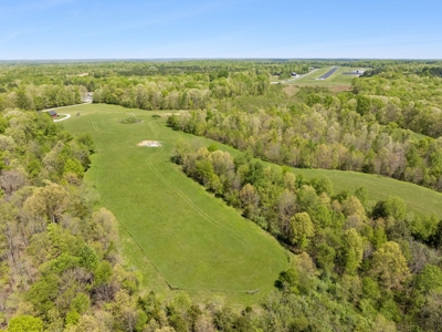 Expansive 142-Acre Property with Unlimited Potential - image 25