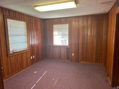 Commercial Building for Sale in Jena Louisiana - image 6