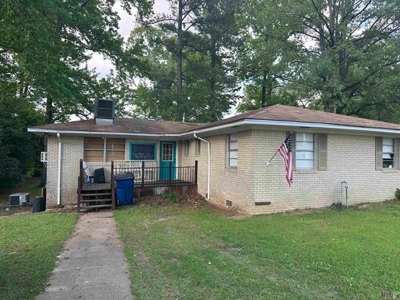 Commercial Building for Sale in Jena Louisiana - image 3