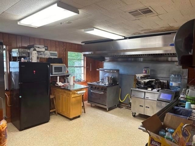 Commercial Building for Sale in Jena Louisiana - image 4