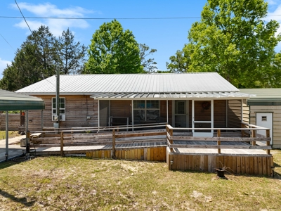 Spacious 3 Bedroom Home With Workshop In Old Town, Fl - image 1