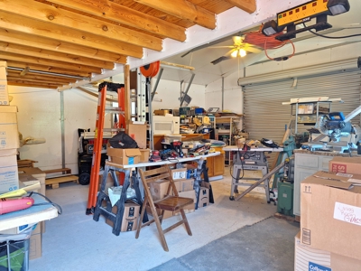 Spacious 3 Bedroom Home With Workshop In Old Town, Fl - image 23