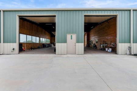 Quality Barndominium on 2.33 Acres, LIVE OAK COUNTY - image 3
