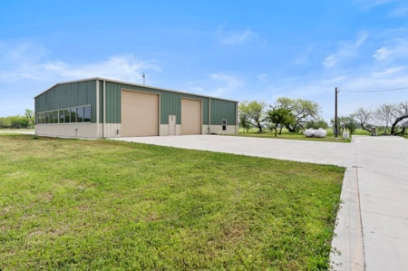 Quality Barndominium on 2.33 Acres, LIVE OAK COUNTY - image 5
