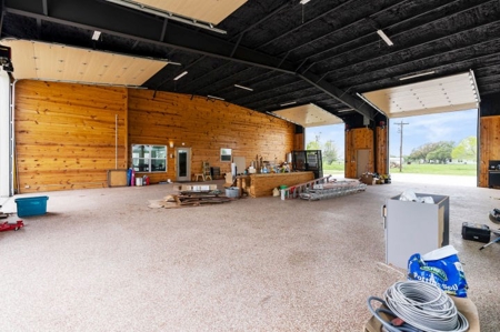 Quality Barndominium on 2.33 Acres, LIVE OAK COUNTY - image 10