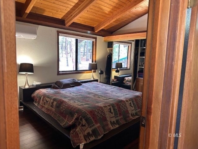 2 bed/2 bath 960 sq. ft Home in the Mountains - image 9
