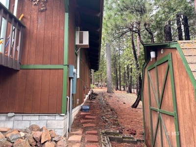 2 bed/2 bath 960 sq. ft Home in the Mountains - image 5