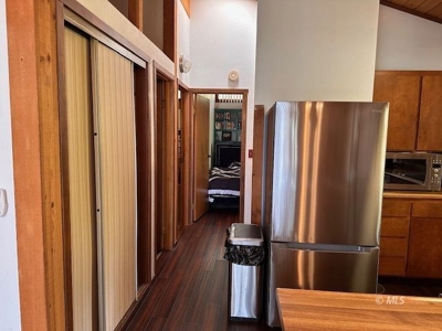 2 bed/2 bath 960 sq. ft Home in the Mountains - image 8