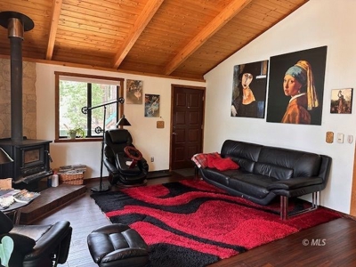 2 bed/2 bath 960 sq. ft Home in the Mountains - image 13