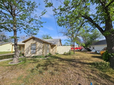 Home For Sale Sonora TX - image 2