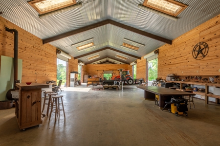 East Texas Luxury Cattle & Horse Ranch Jacksonville & Tyler - image 40