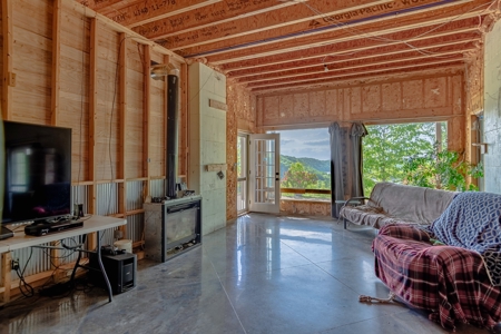 Accepted Offer in Byrdstown, Tennessee - image 36