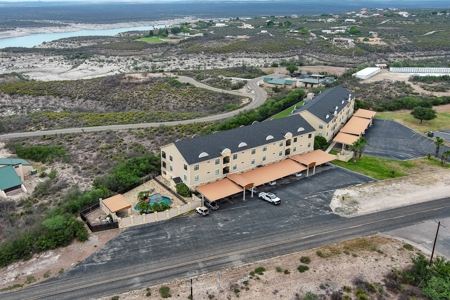 Condo at Rough Canyon Condos For Sale | Del Rio, Texas - image 3