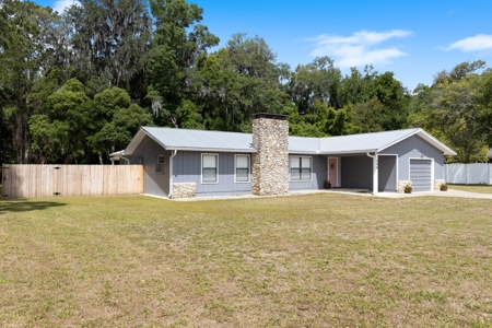 Discover this charming home in the heart of Williston, FL! - image 2