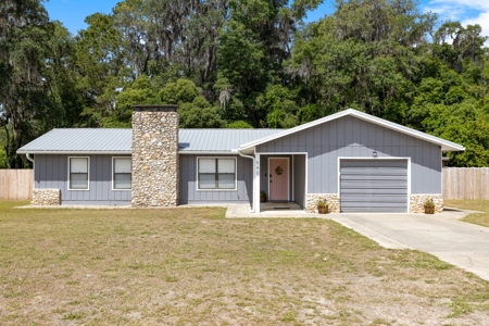 Discover this charming home in the heart of Williston, FL! - image 1