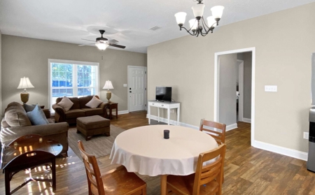 Cottage Home on Lake Ocatahatchee For Sale in Jennings, FL - image 5