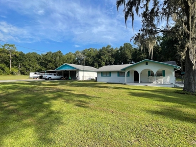 Home For Sale With Pool And Shop - Chiefland, Florida - image 28