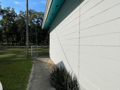 Home For Sale With Pool And Shop - Chiefland, Florida - image 36