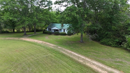 Farmhouse With Land For Sale In Selma, Alabama - image 9