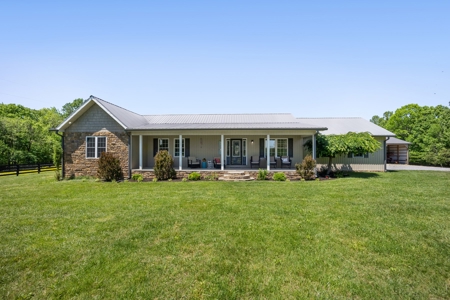 Custom 3 Bed 2 Bath Ranch  Home On 54 Acres - Dunnville, Ky - image 18