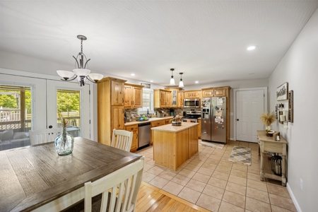 Custom 3 Bed 2 Bath Ranch  Home On 54 Acres - Dunnville, Ky - image 22