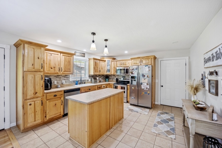 Custom 3 Bed 2 Bath Ranch  Home On 54 Acres - Dunnville, Ky - image 24