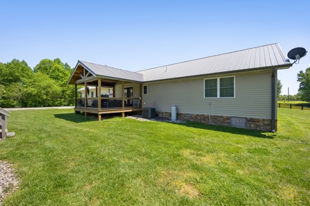 Custom 3 Bed 2 Bath Ranch  Home On 54 Acres - Dunnville, Ky - image 11