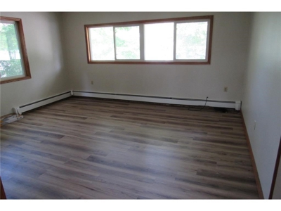 Reduced! 5 Bed Home w/ Large Backyard for Sale - Hinckley MN - image 4