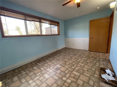 Reduced! 5 Bed Home w/ Large Backyard for Sale - Hinckley MN - image 18