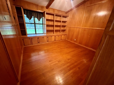 East Texas Country Home On ±48.17 Acres With Barn And Pool - image 33