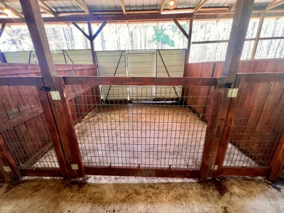East Texas Country Home On ±48.17 Acres With Barn And Pool - image 20