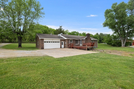 Unlock Potential in This Charming 1977 Fixer-Upper - image 33
