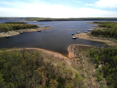 Ozark Co MO Lakefront Home for Living or Income Producing - image 40