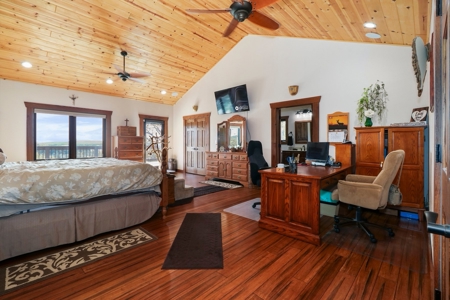 Ozark Co MO Lakefront Home for Living or Income Producing - image 15
