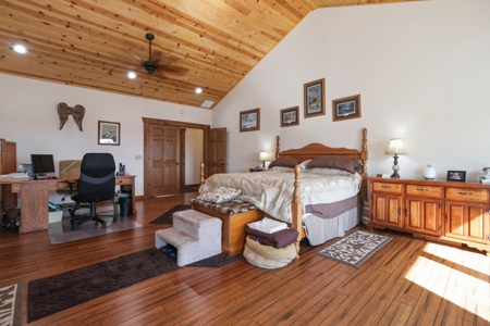 Ozark Co MO Lakefront Home for Living or Income Producing - image 17