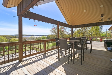 Ozark Co MO Lakefront Home for Living or Income Producing - image 3