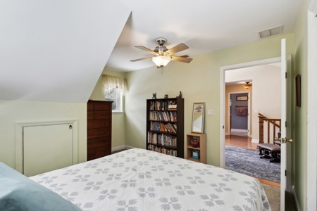 Charming Southern Home with Wraparound Porch in Trenton, FL! - image 33