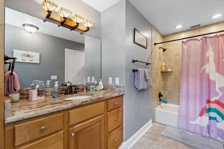 Charming Southern Home with Wraparound Porch in Trenton, FL! - image 35