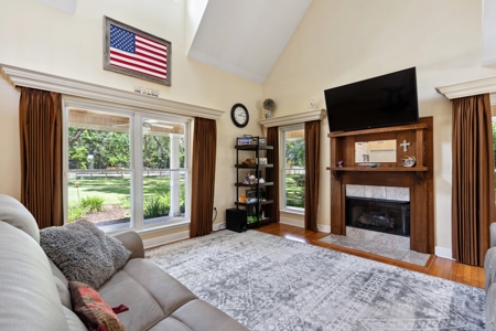 Charming Southern Home with Wraparound Porch in Trenton, FL! - image 9