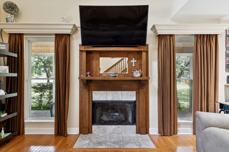 Charming Southern Home with Wraparound Porch in Trenton, FL! - image 10