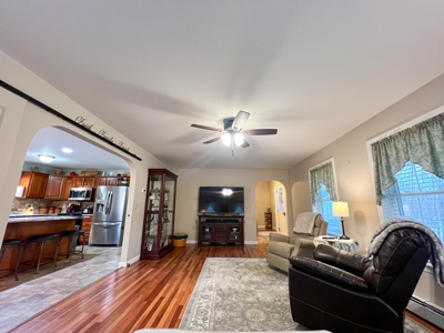 Immaculate Home in the Country - image 16