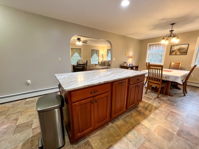 Immaculate Home in the Country - image 10