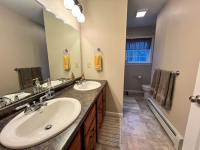 Immaculate Home in the Country - image 29