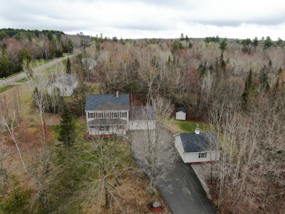 Immaculate Home in the Country - image 5