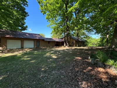 Home And Acreage For Sale In North Central Arkansas - image 3