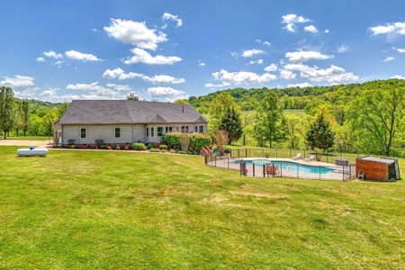 Farm for Sale in Giles County Tennessee - image 12