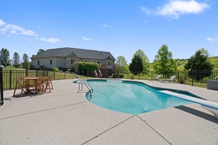 Farm for Sale in Giles County Tennessee - image 11